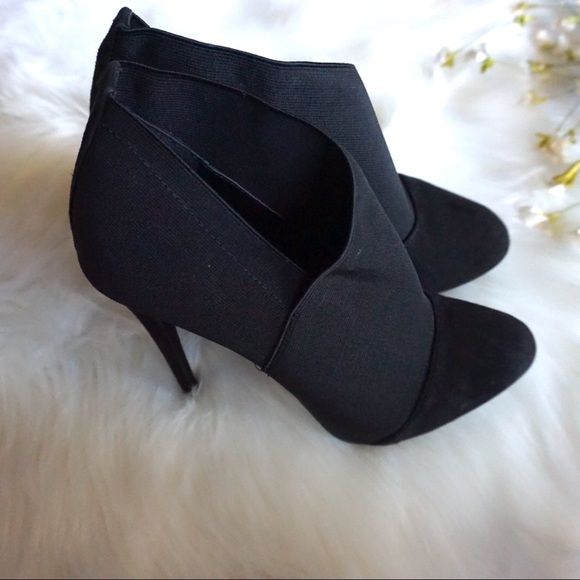 Jessica Simpson Shoes - Jessica Simpson • Neesha • Black Booties • Sz.9.5